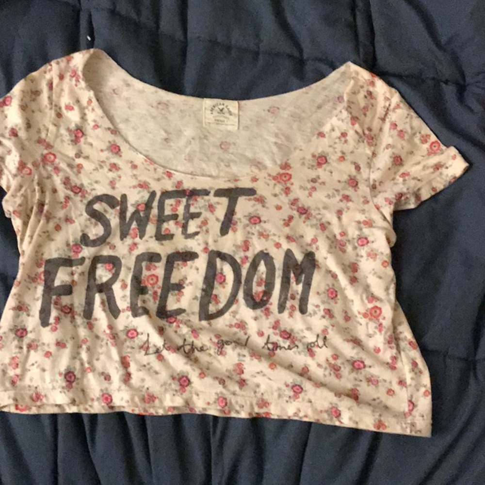AE crop top